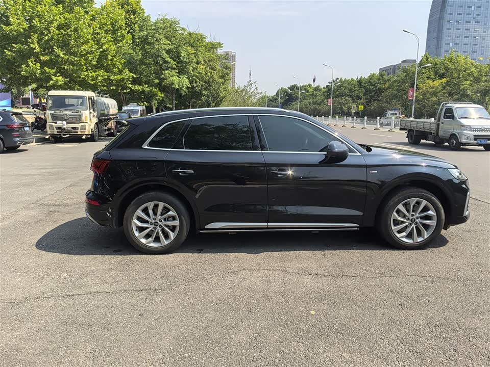 Audi Q5L Audi Q5L