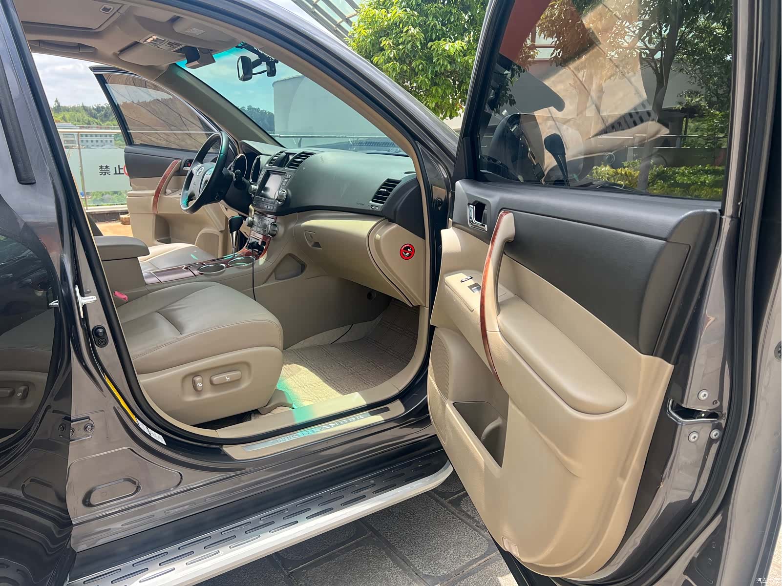 Toyota Highlander, 2008 6
