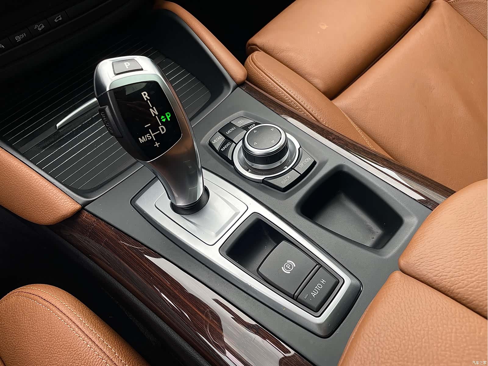BMW X6, 2014 10