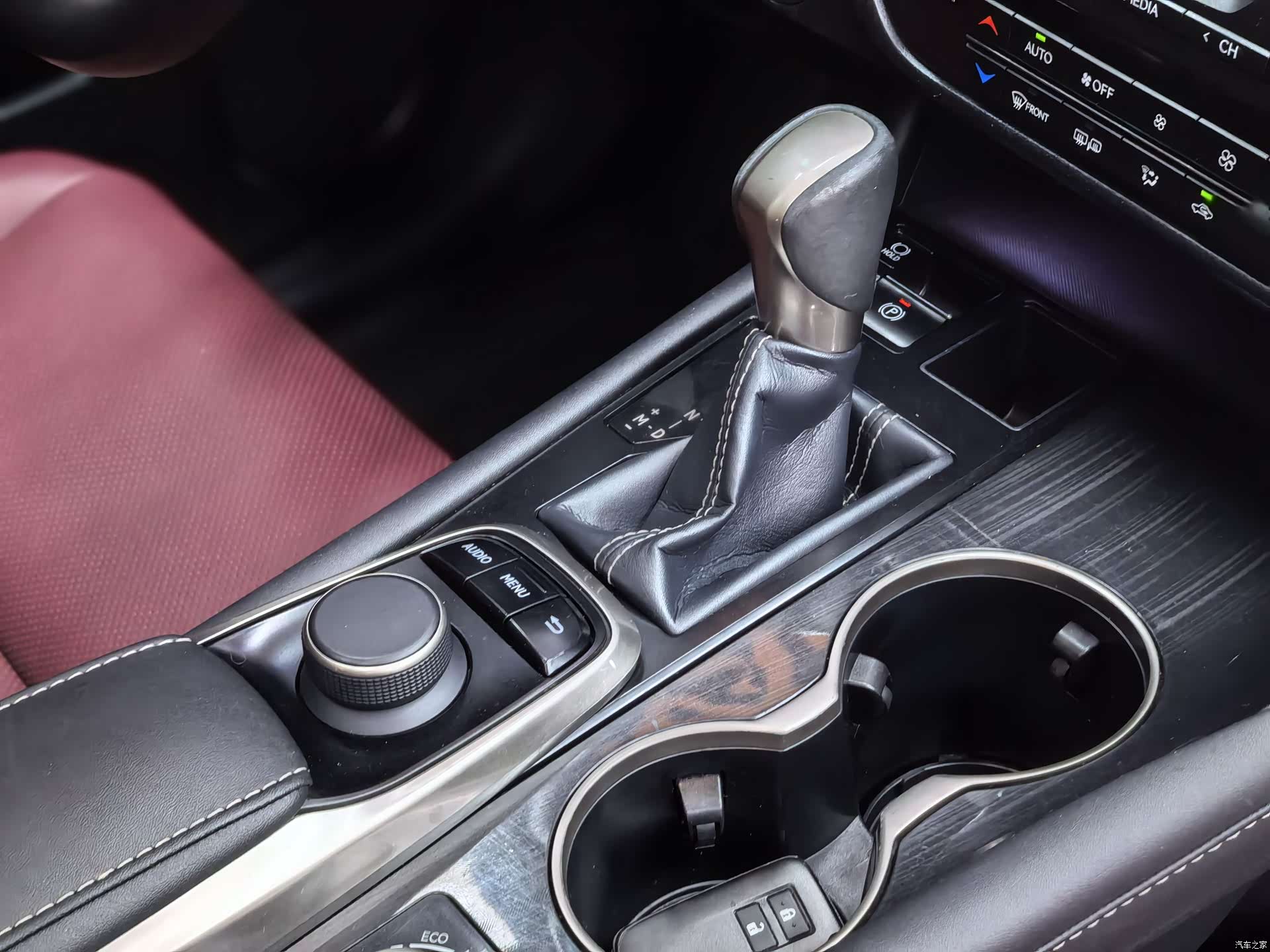 Lexus RX, 2018 24