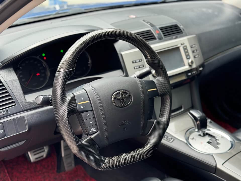Toyota Reiz