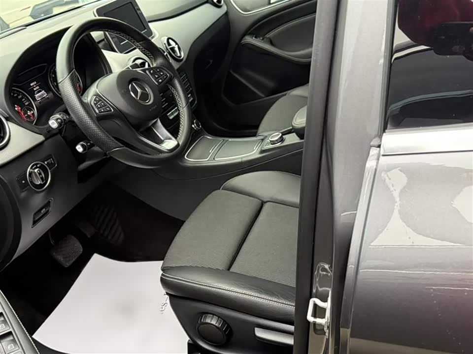 Mercedes-Benz Class B