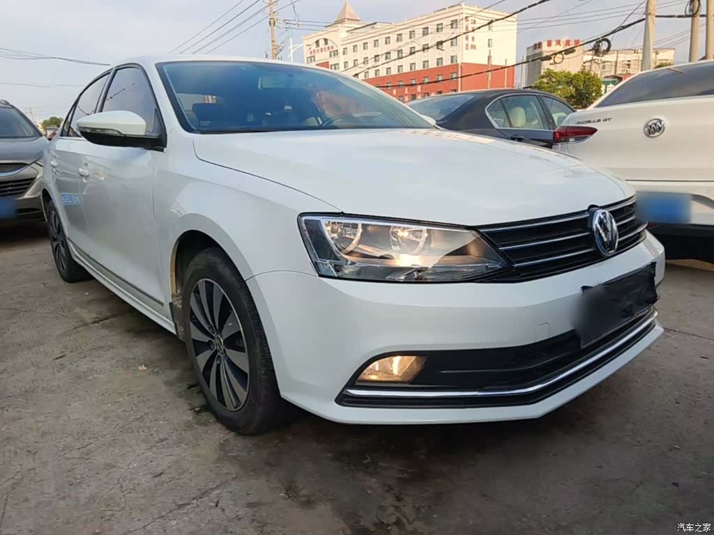 Volkswagen Sagitar, 2016 22