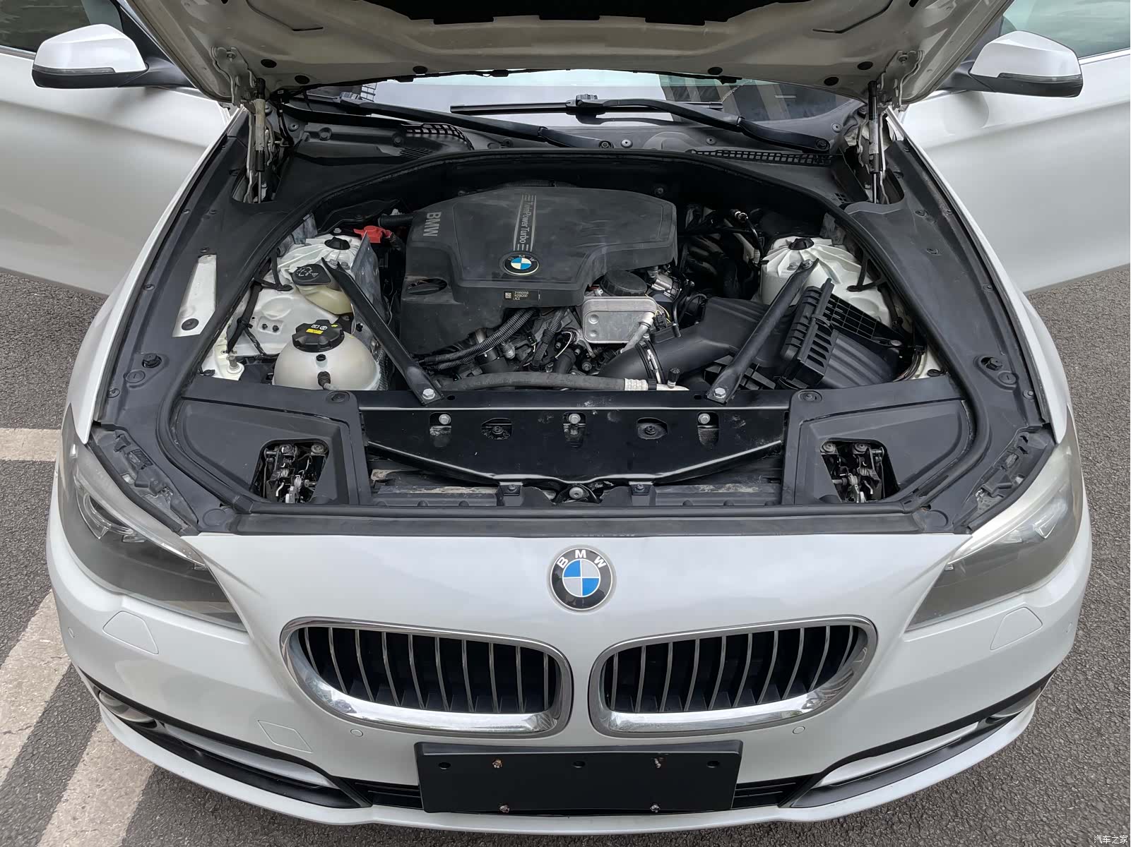 BMW 5 Series, 2015 10