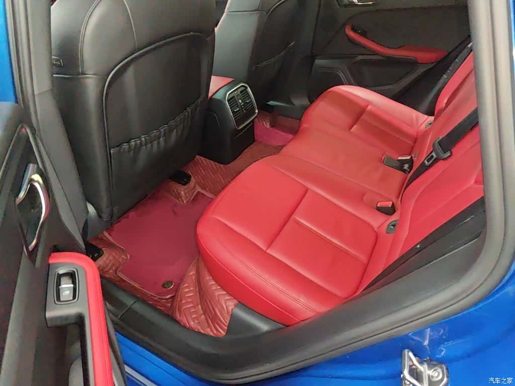 Porsche Macan, 2016 17