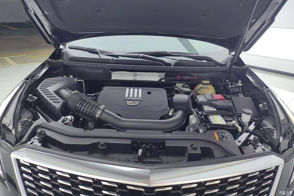 Cadillac XT5, 2022 10