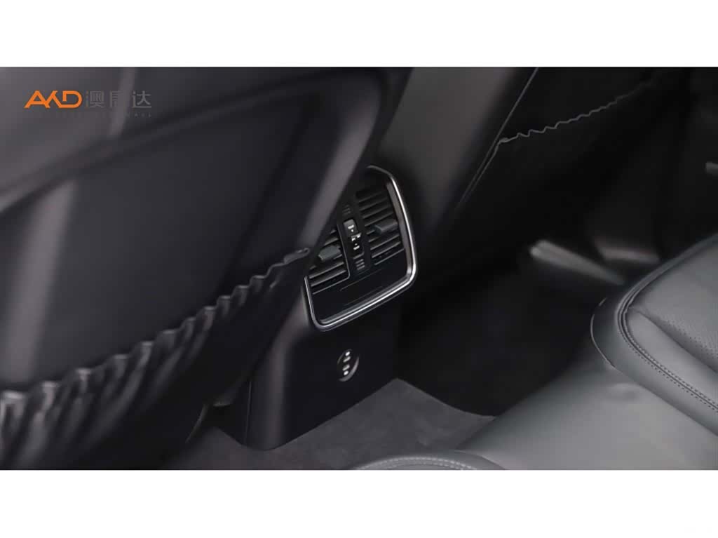 Porsche Macan, 2022 9