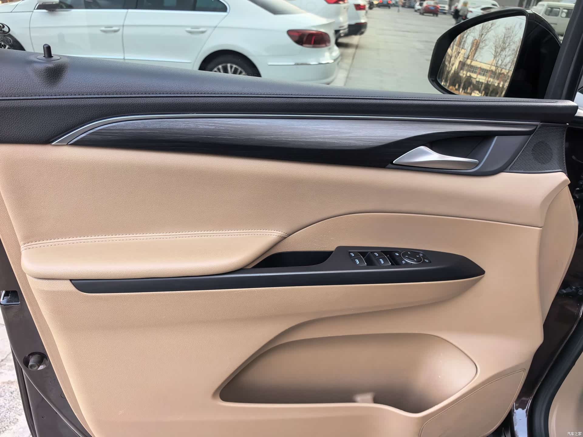 Buick GL8, 2021 11