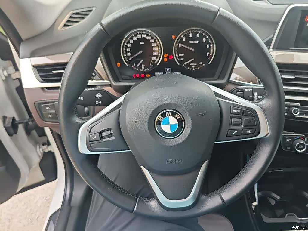 BMW X1, 2018 11