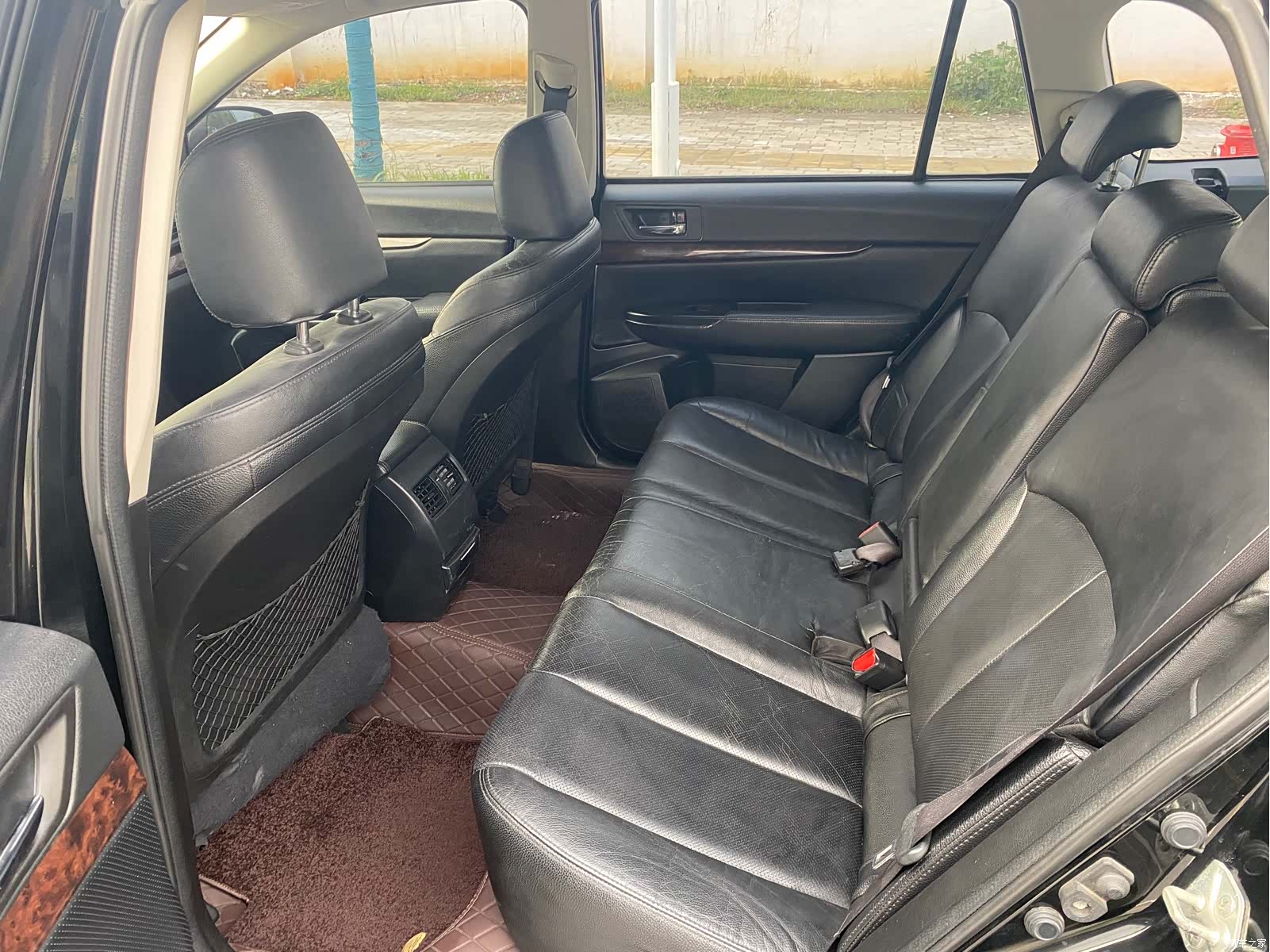 Subaru Outback, 2012 все фото