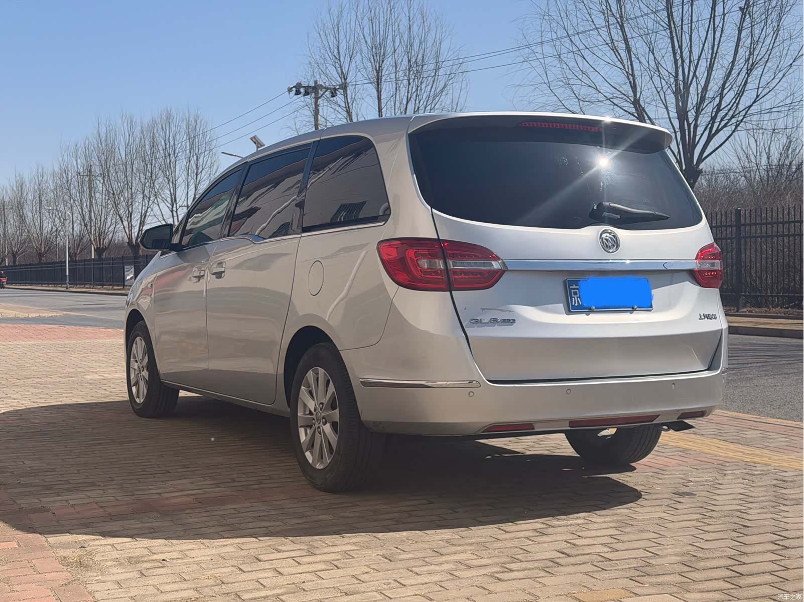 Buick GL8, 2018 6