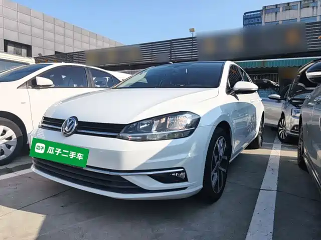 Volkswagen Golf 2020 — купить из Китая под заказ