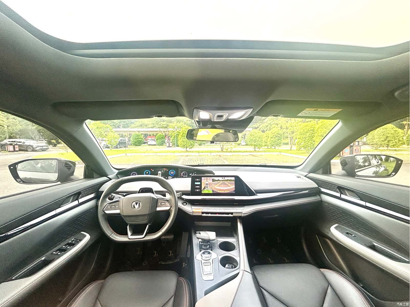 Changan UNI-V, 2022 15