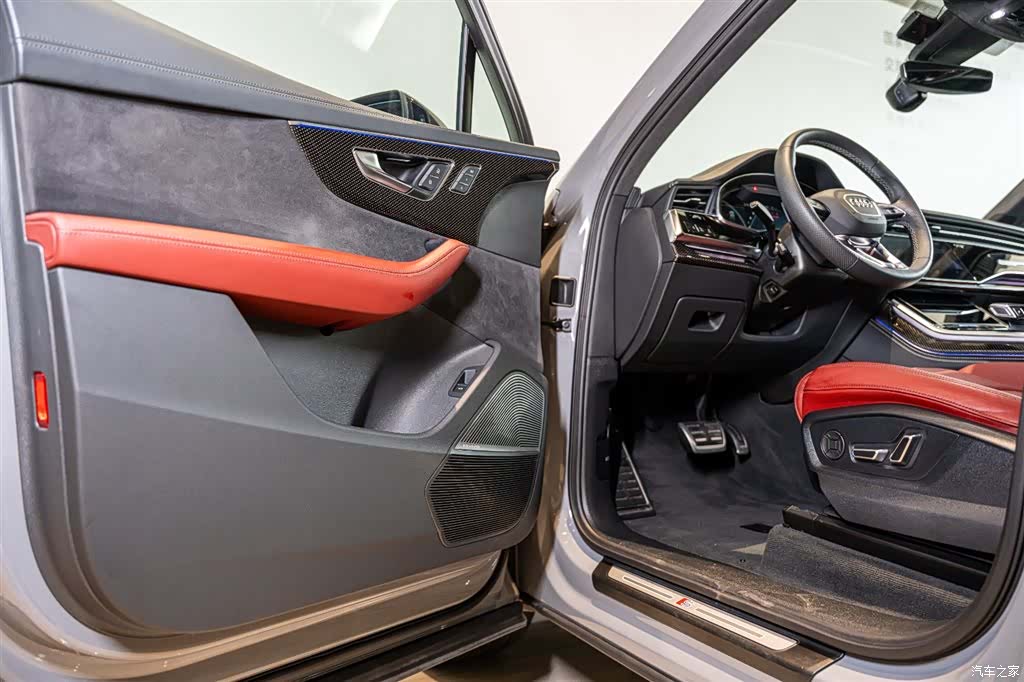 Audi Q7, 2024 7