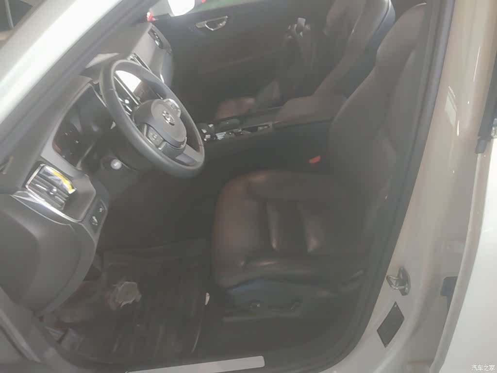 Volvo XC60, 2021 15