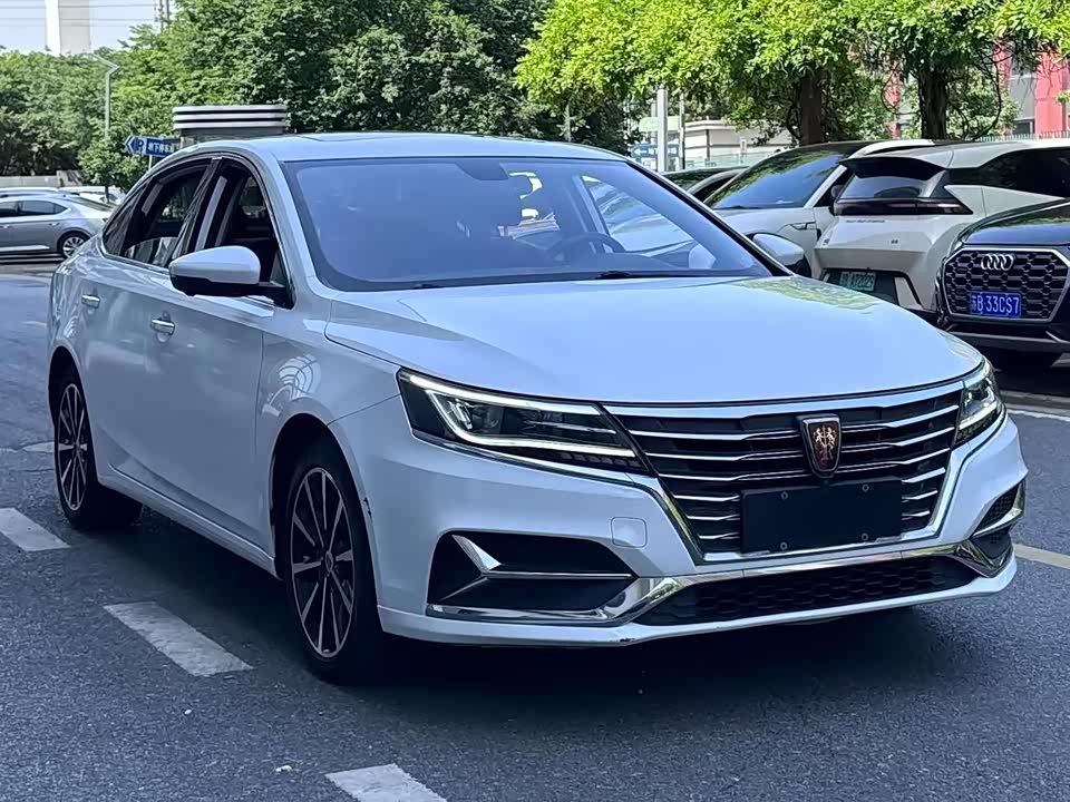 Roewe i6