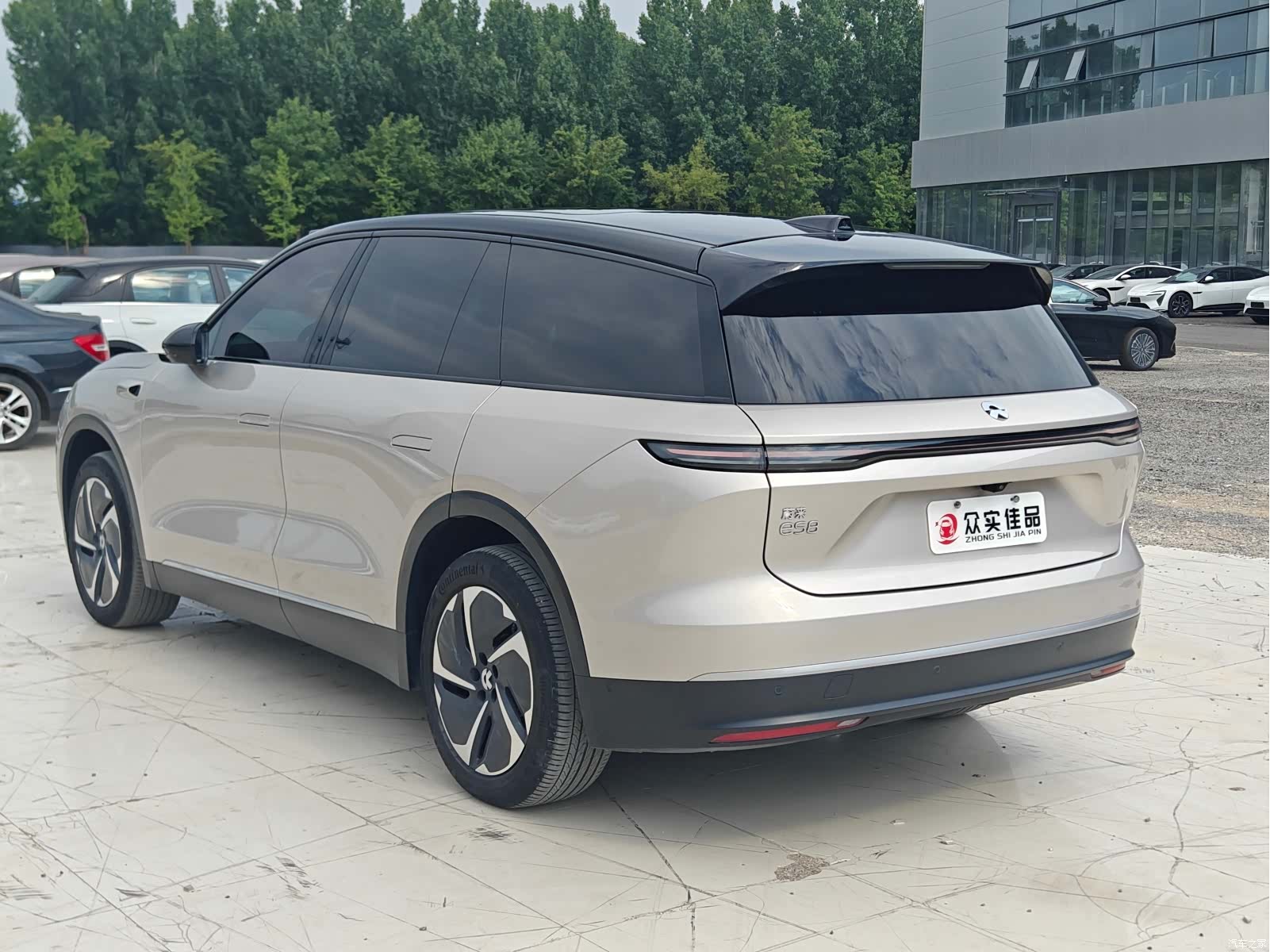 NIO ES8, 2023 9