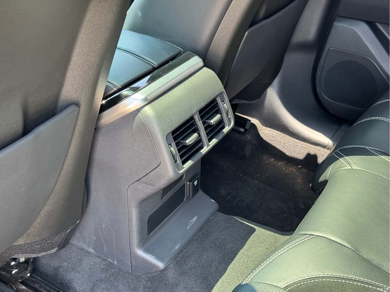 Land Rover Range Rover, 2018 15
