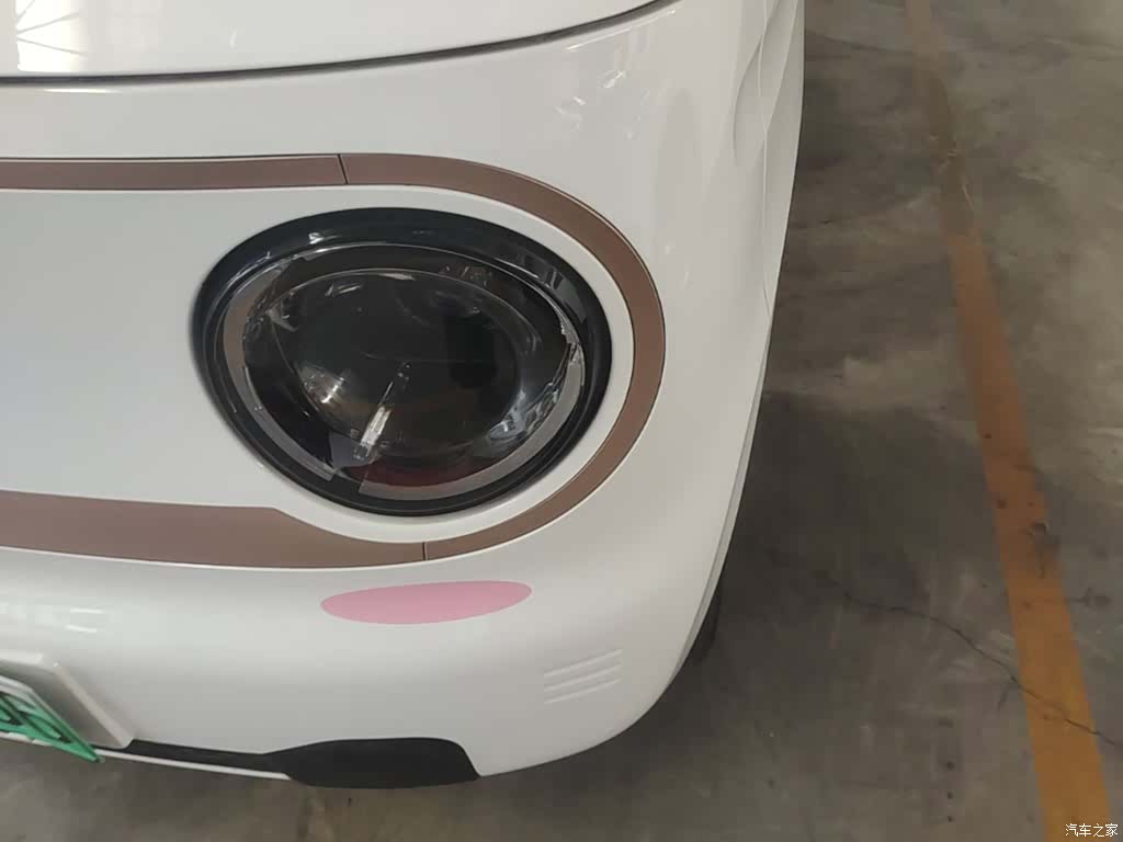 Geely Panda, 2025 24