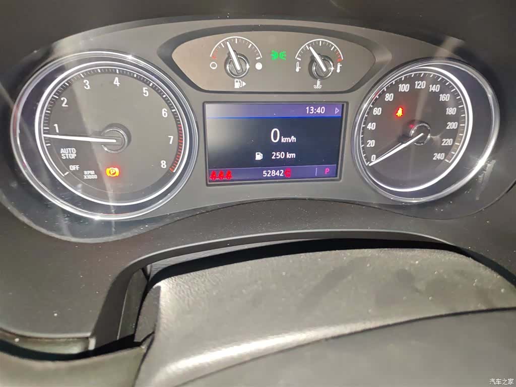Buick LaCrosse, 2022 все фото