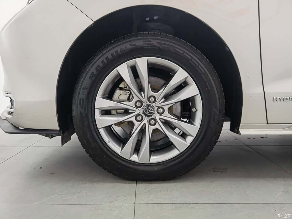 Toyota Sienna, 2023 17