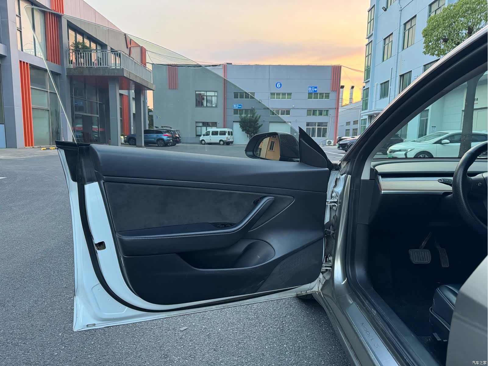 Tesla Model 3, 2020 8