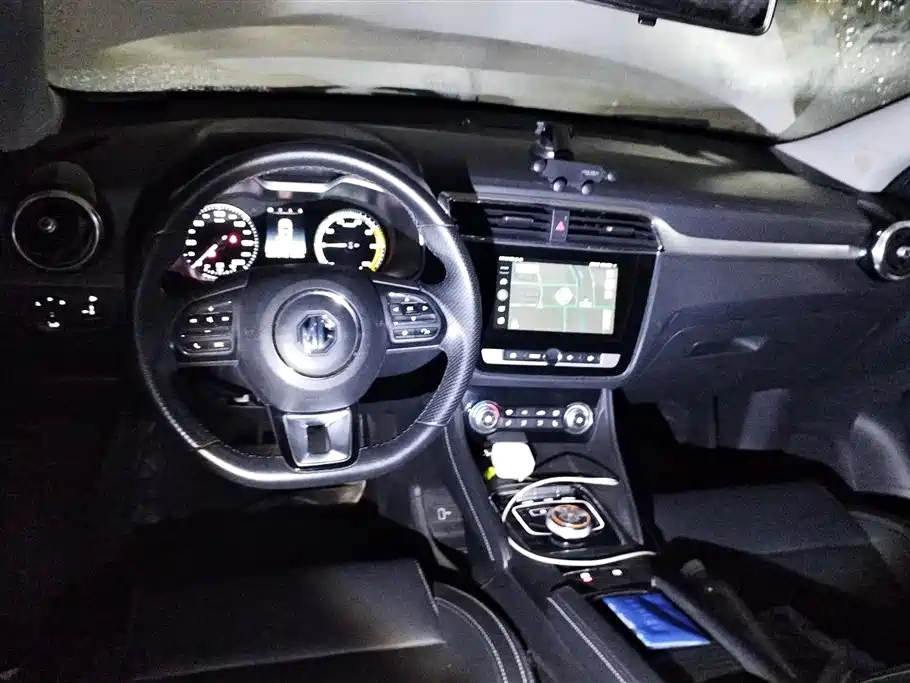 MG EZS pure electric