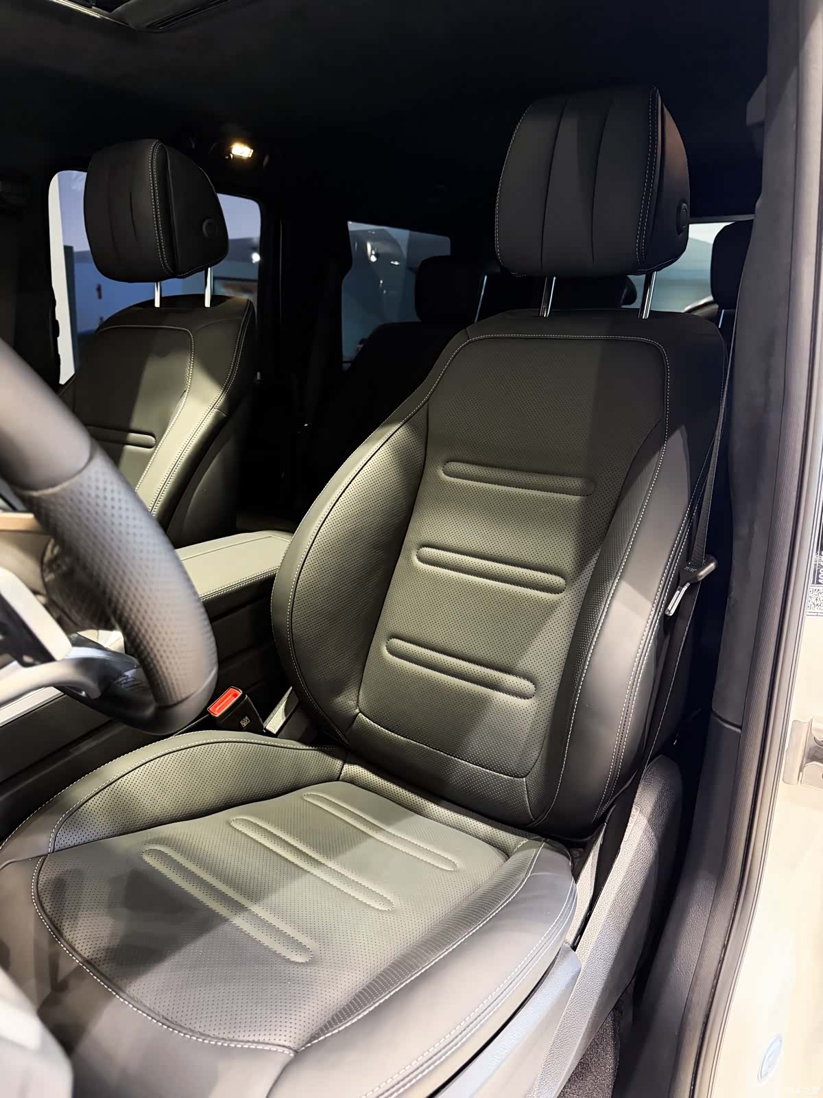 Mercedes-Benz G-Class, 2024 16
