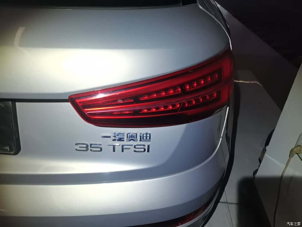 Audi Q3, 2018 8