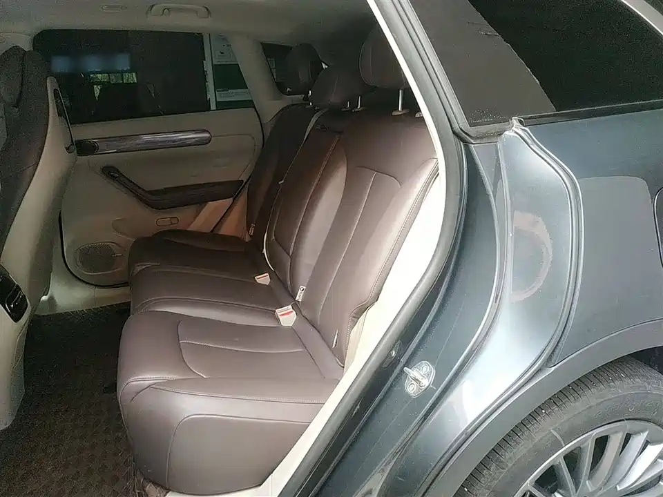 Leapmotor C11