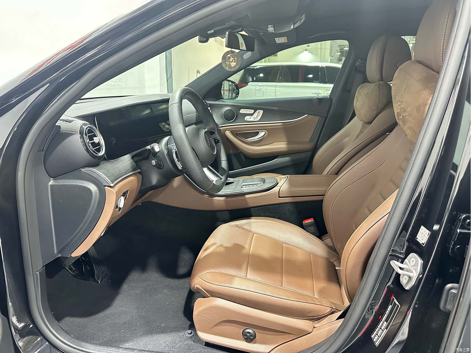 Mercedes-Benz E-Class, 2023 все фото