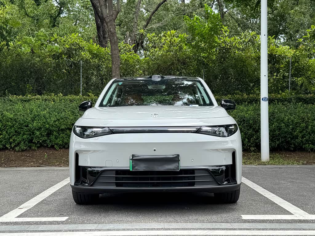 Leapmotor C10