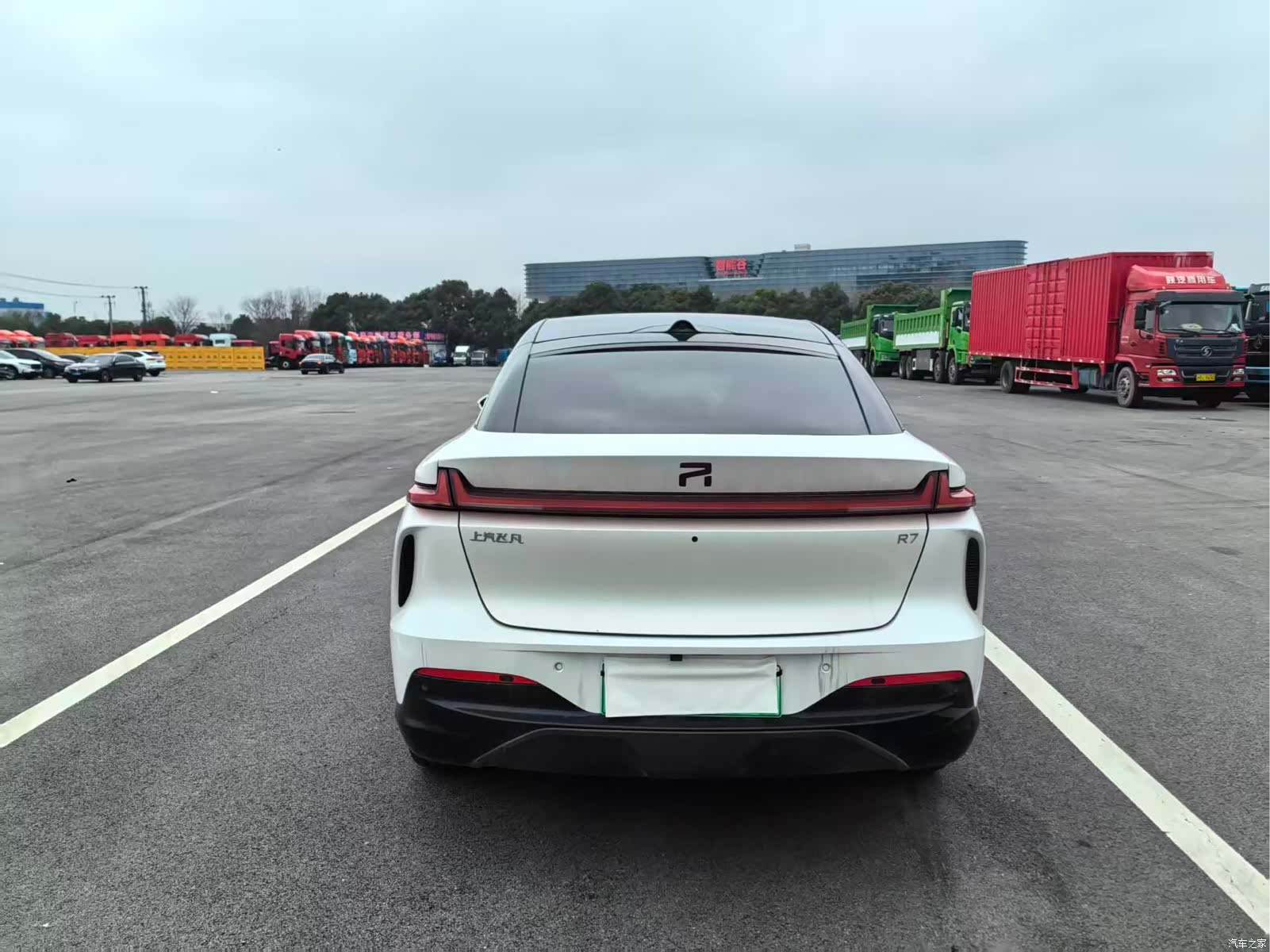 Rising Auto R7, 2023 9
