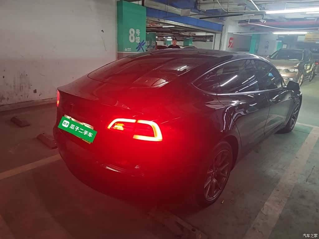 Tesla Model 3, 2021 7
