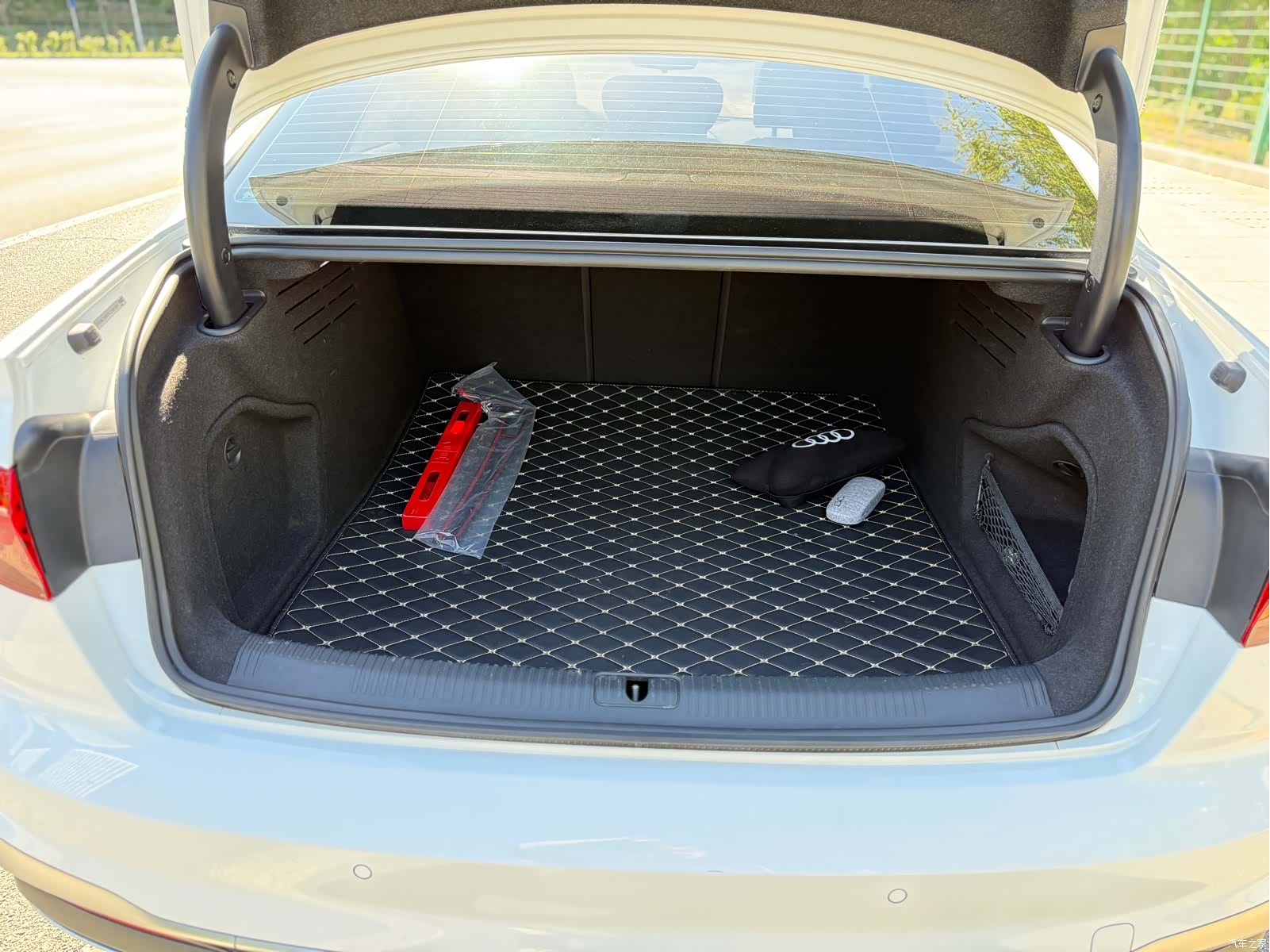 Audi A4L, 2022 21