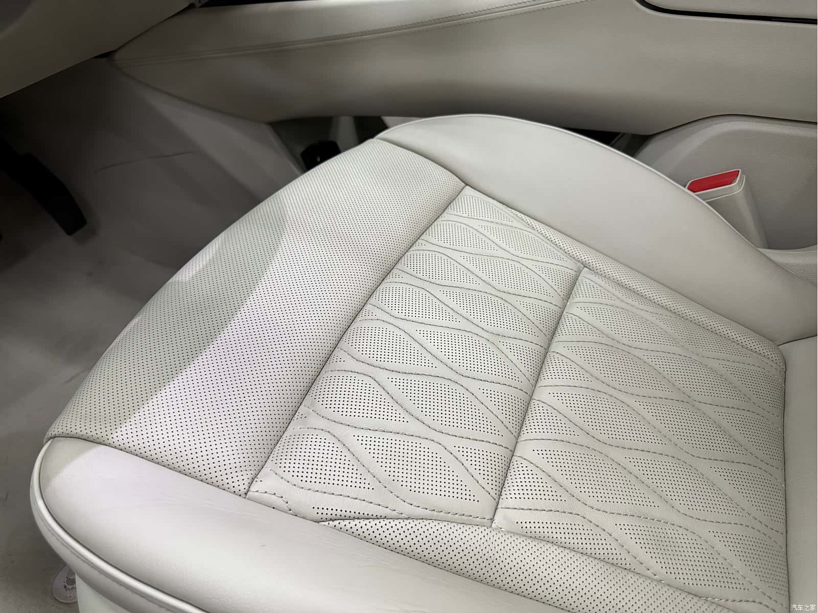 Buick Enclave, 2021 15