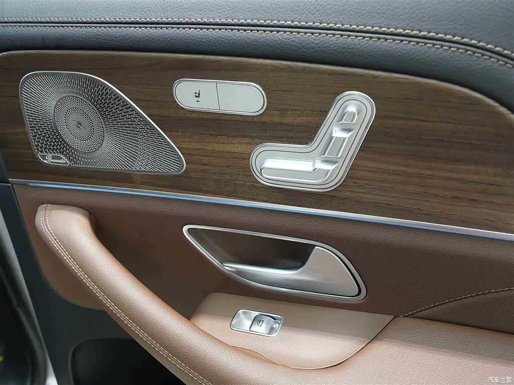 Mercedes-Benz GLE, 2024 20