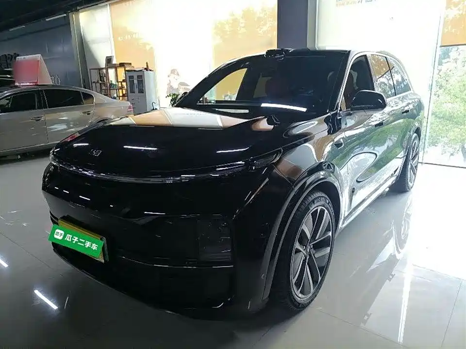Li Auto Ideal L8