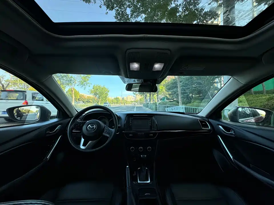 Mazda Atez