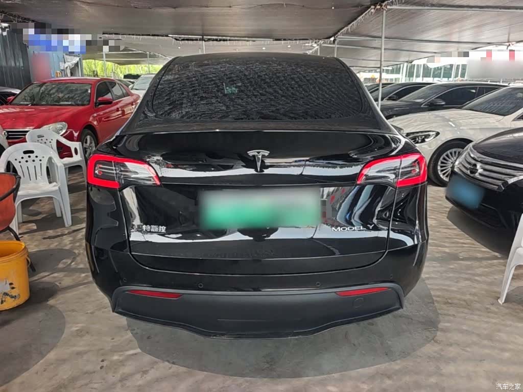 Tesla Model Y, 2023 6