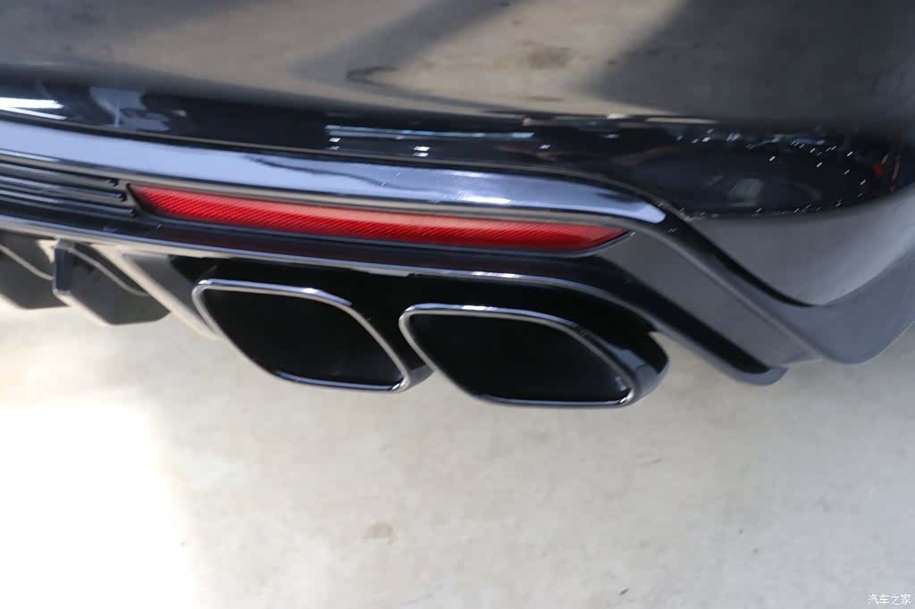 Cadillac CT5, 2024 32