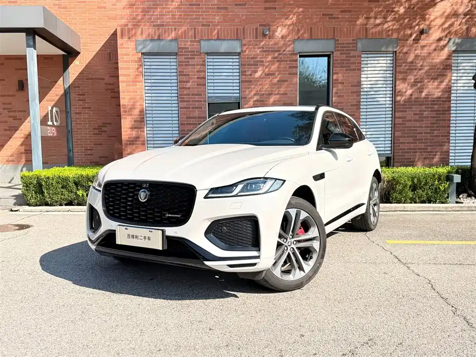 Jaguar F-PACE
