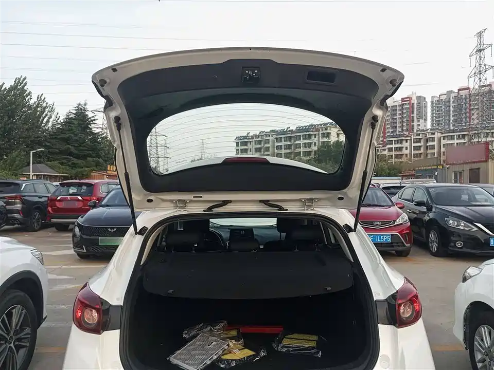 Mazda 3 Angkesaila