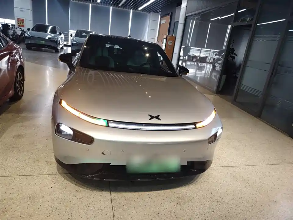 XPENG P7
