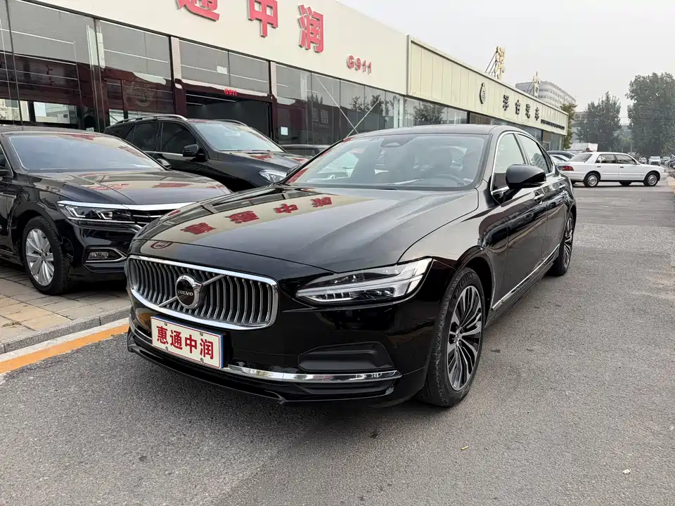 Volvo S90
