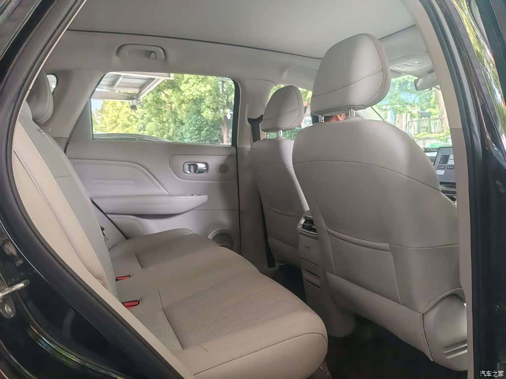 Leapmotor B10, 2025 все фото