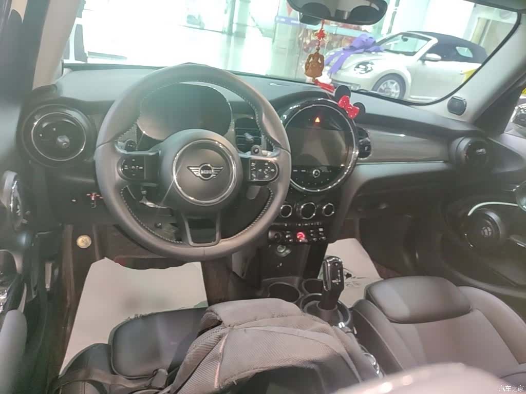 Mini Cooper, 2022 10