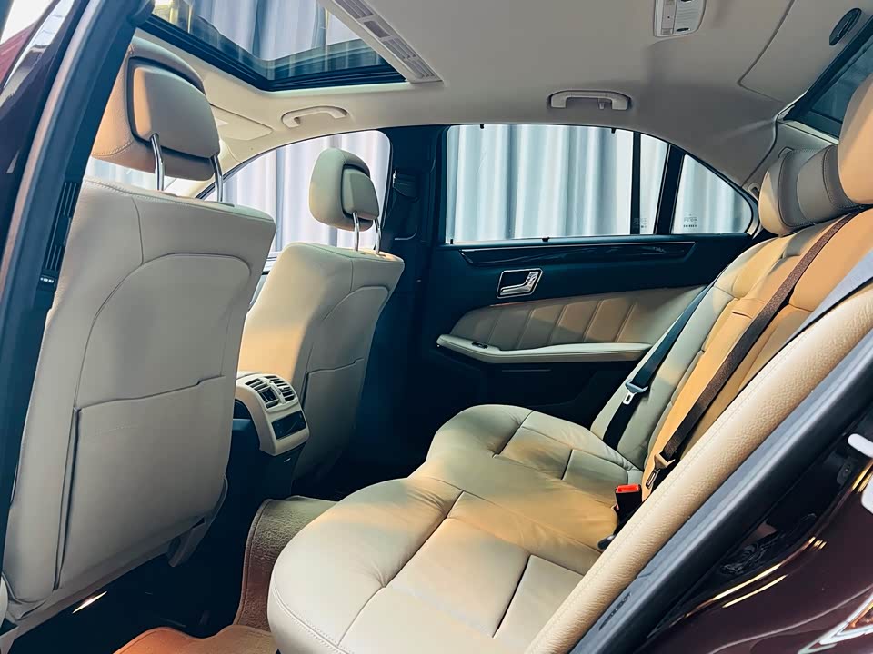 Mercedes-Benz E-class Mercedes-Benz E-class
