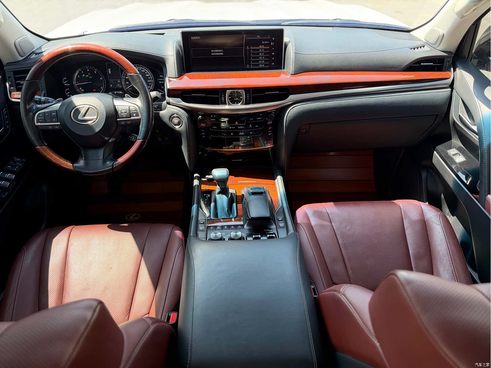 Lexus LX, 2019 6