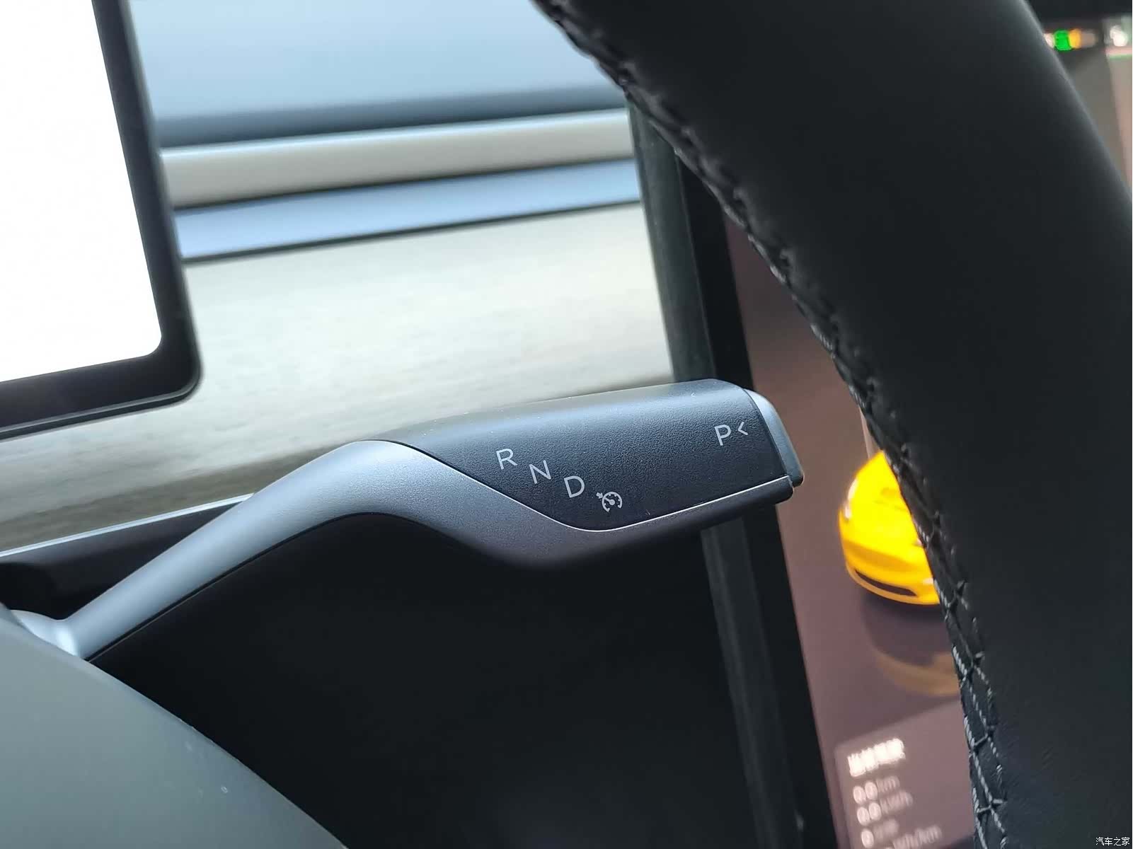 Tesla Model Y, 2023 20
